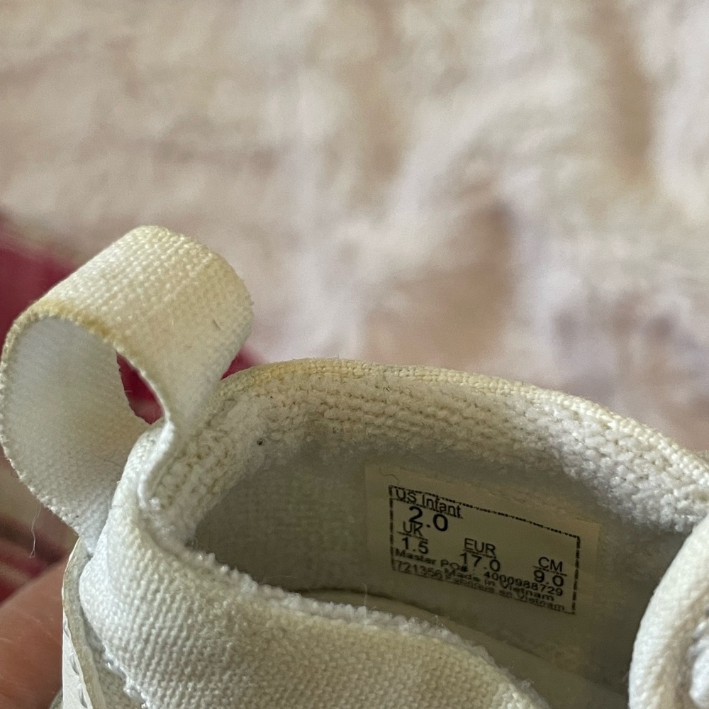 Vans Baby Slip-On V Crib Shoe - Picture 5 of 5